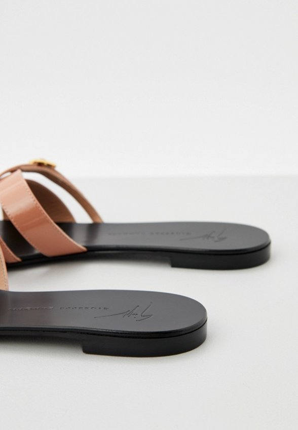 Сабо Giuseppe Zanotti