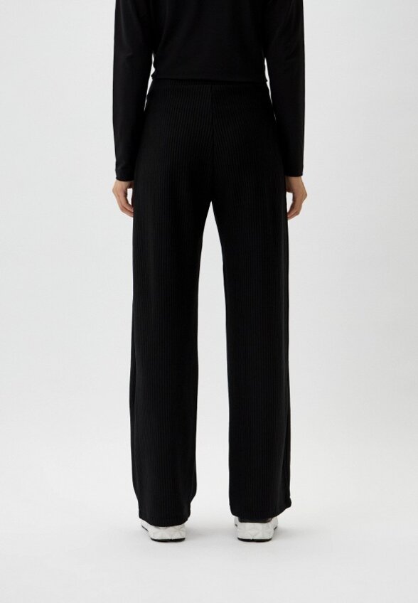 Брюки спортивные EA7