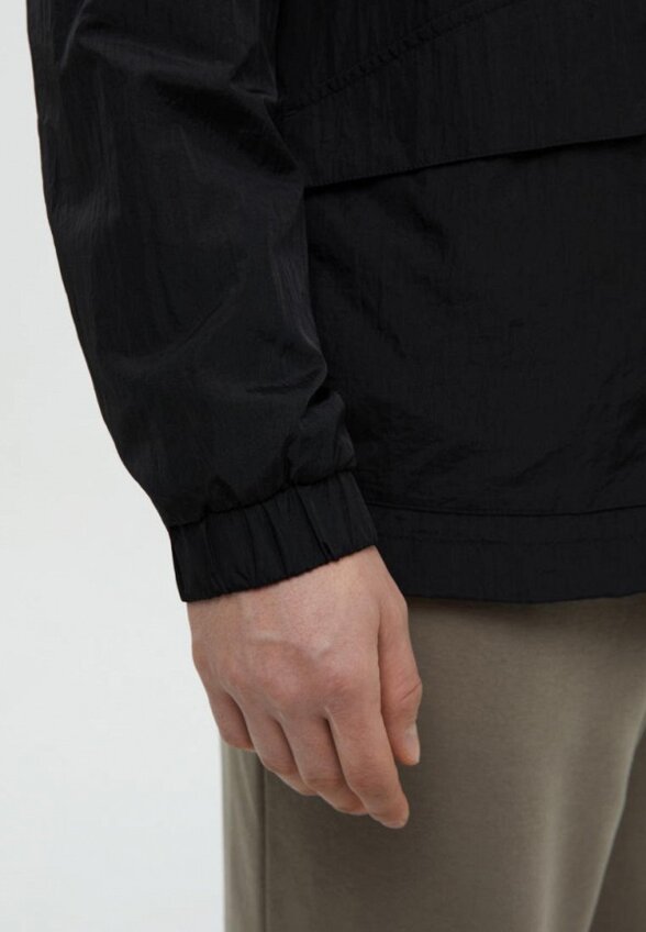 Ветровка Finn Flare