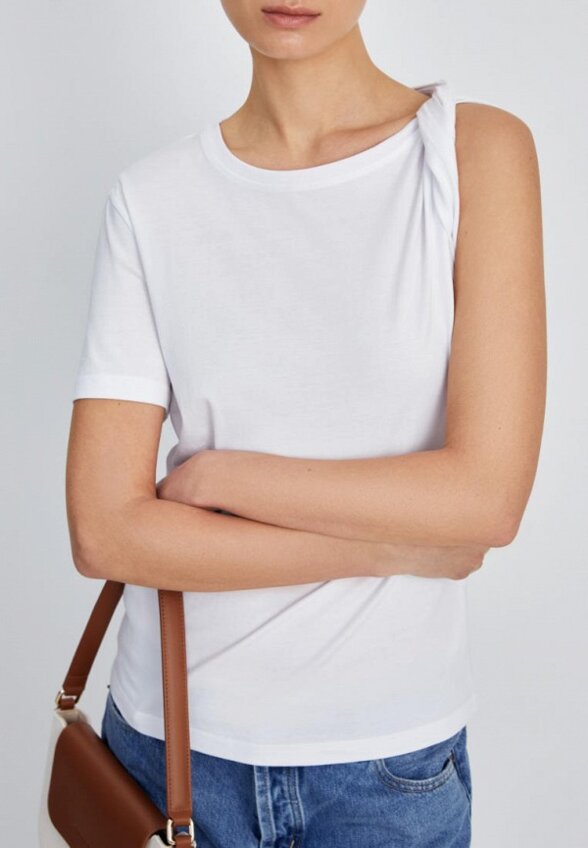 Футболка Finn Flare