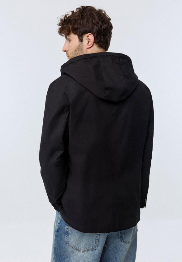 Ветровка Sela