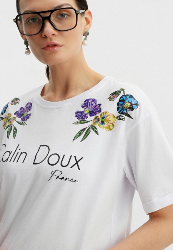 Футболка Calin Doux