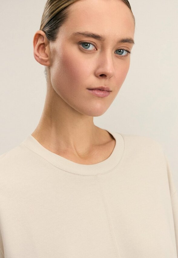 Лонгслив Zarina