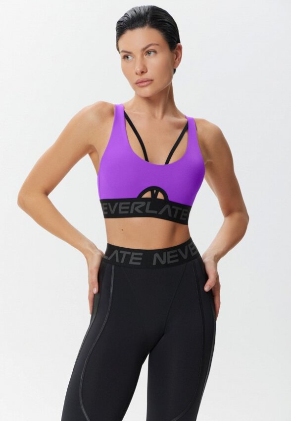 Топ спортивный Neverlate