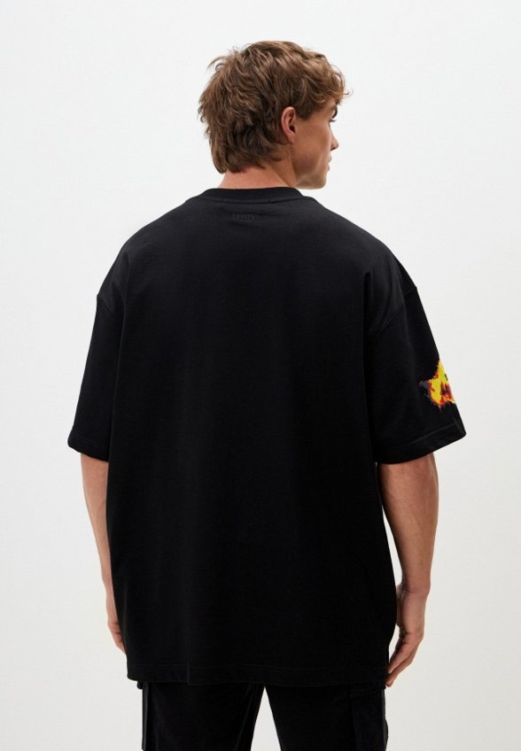 Футболка Святая