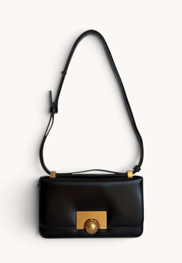 Bottega Veneta Classic