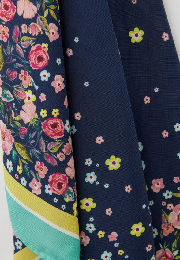 Платок Pollini