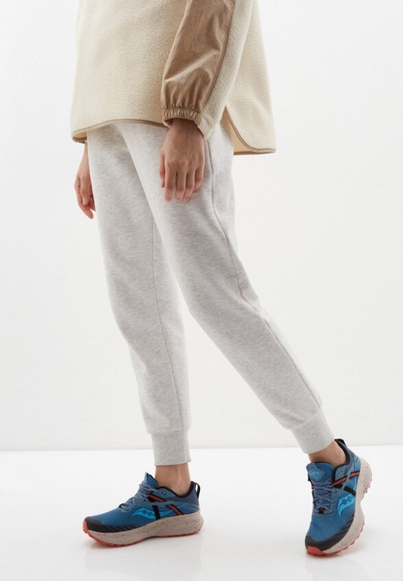 Кроссовки Saucony