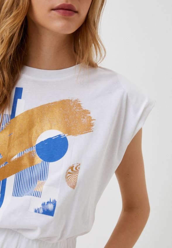 Футболка Colin's