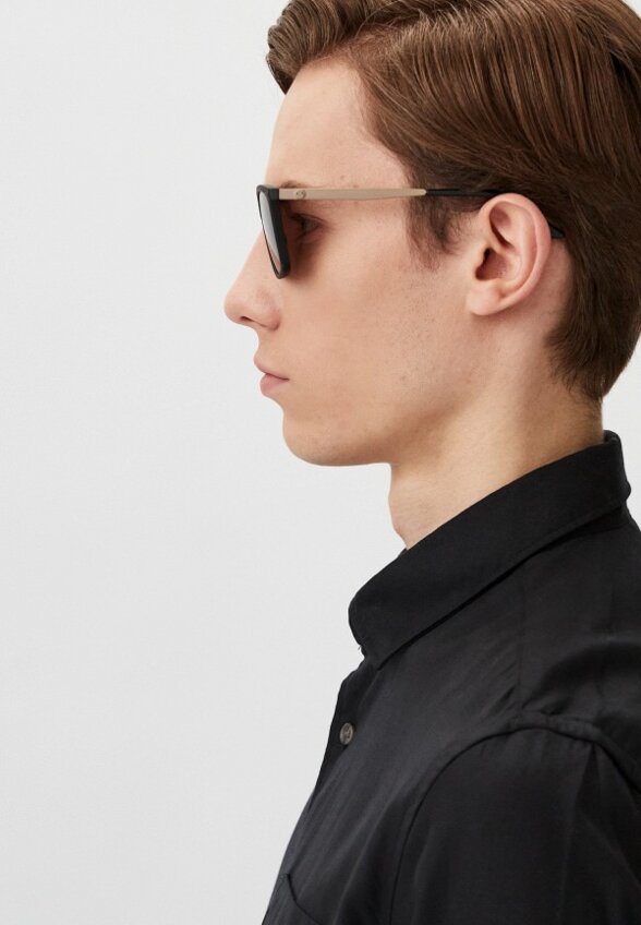 Очки солнцезащитные Armani Exchange