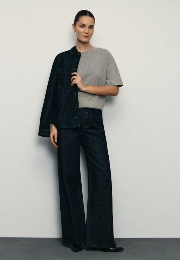 Футболка Zarina