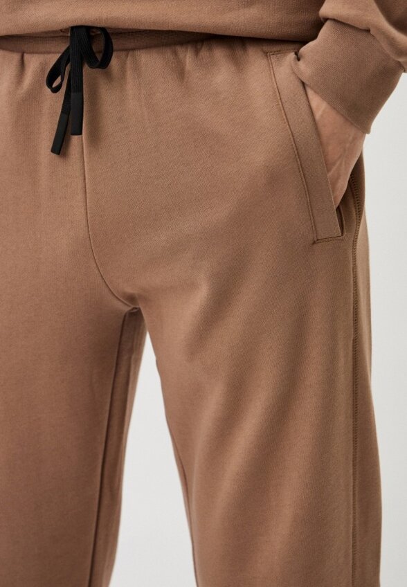 Брюки спортивные EA7