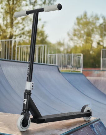 Самокат Reaction Stunt 1.0 alt, Черный детям