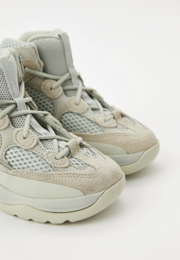 Ботинки adidas YEEZY