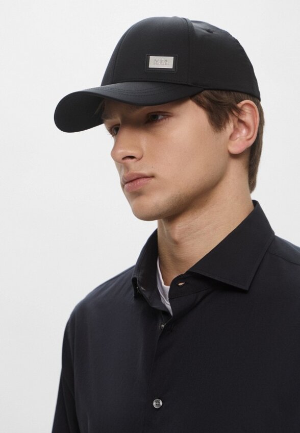 Бейсболка Karl Lagerfeld