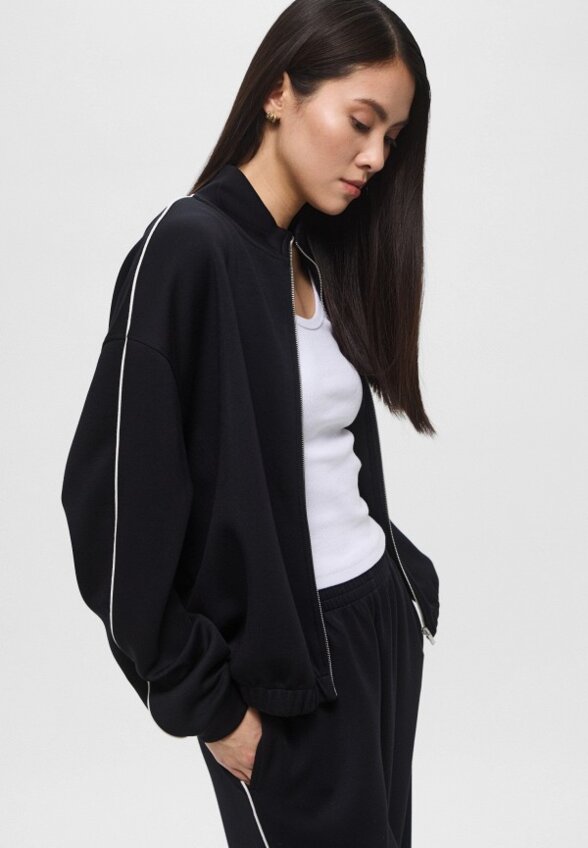 Олимпийка Befree