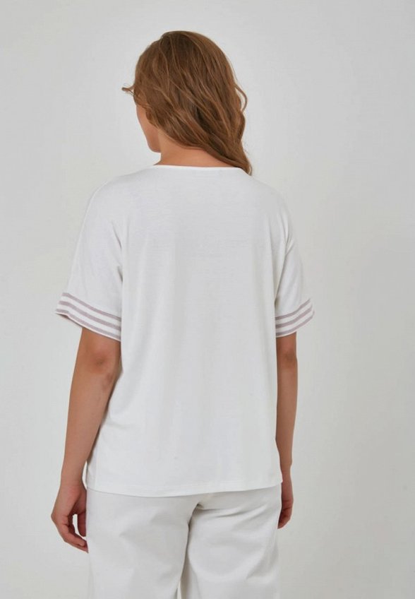 Футболка Stern