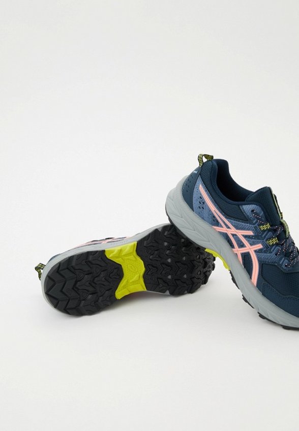 Кроссовки ASICS