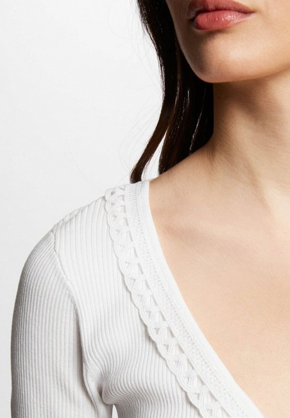 Пуловер Morgan