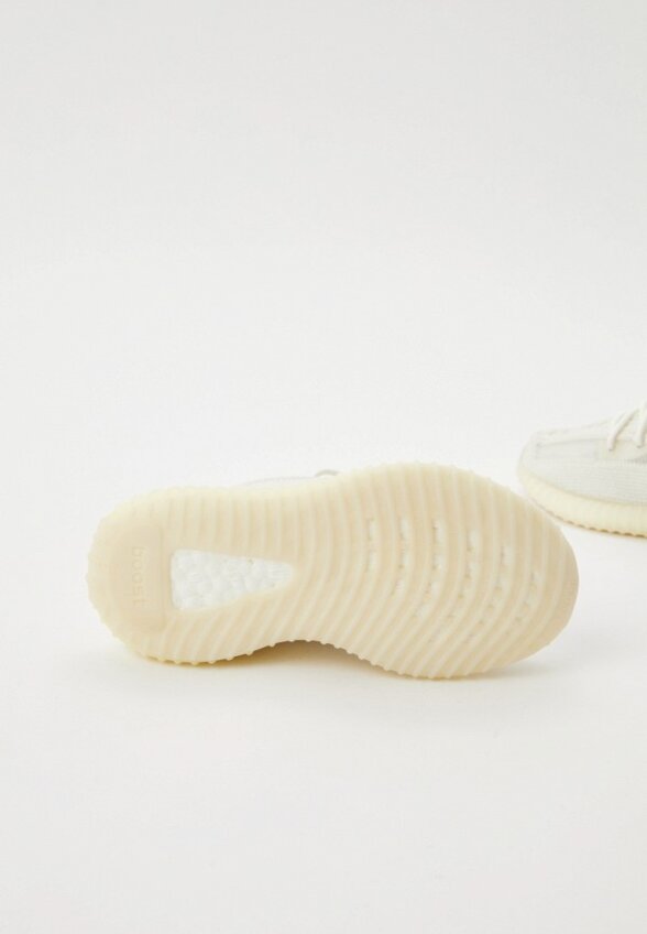 Кроссовки adidas YEEZY