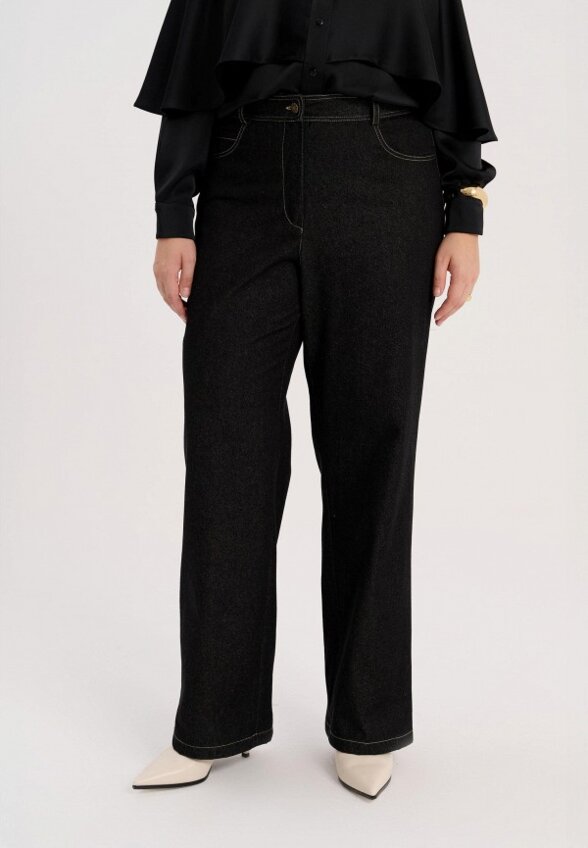 Джинсы Manelia