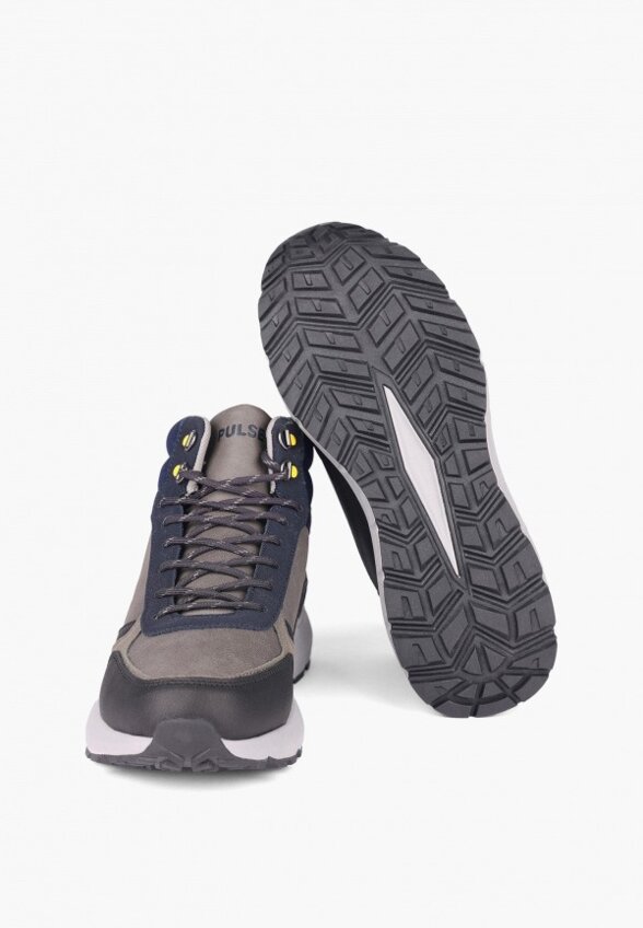 Кроссовки Pulse