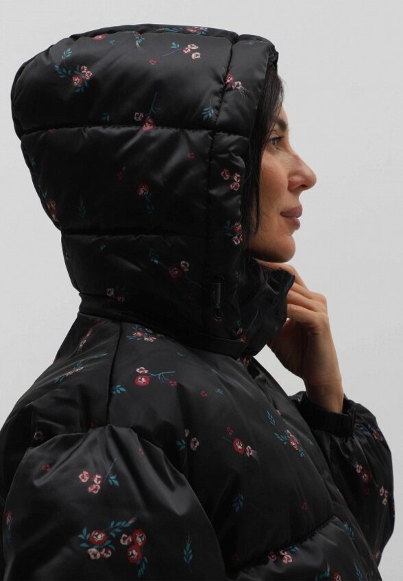 Пуховик Lilly Bennet