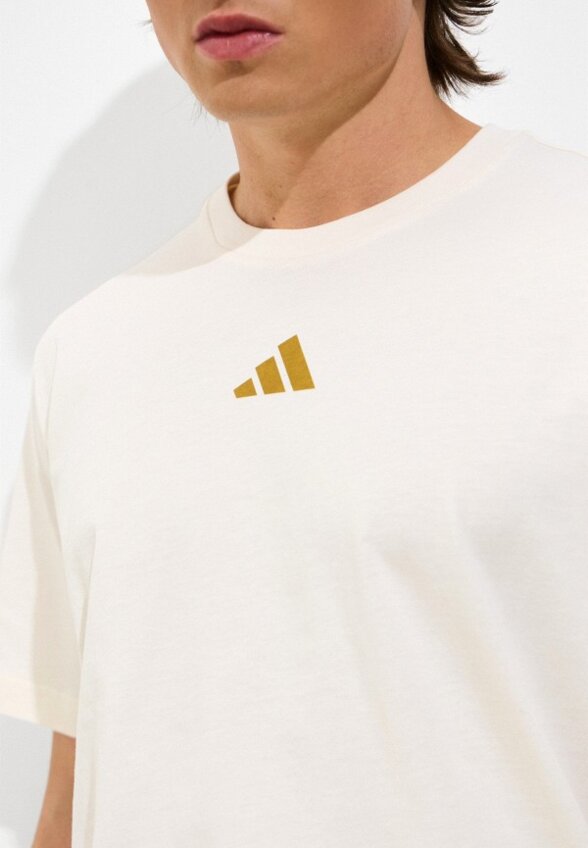 Футболка adidas