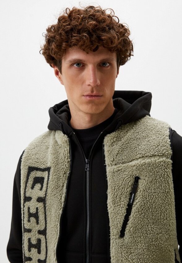 Жилет утепленный Volcom