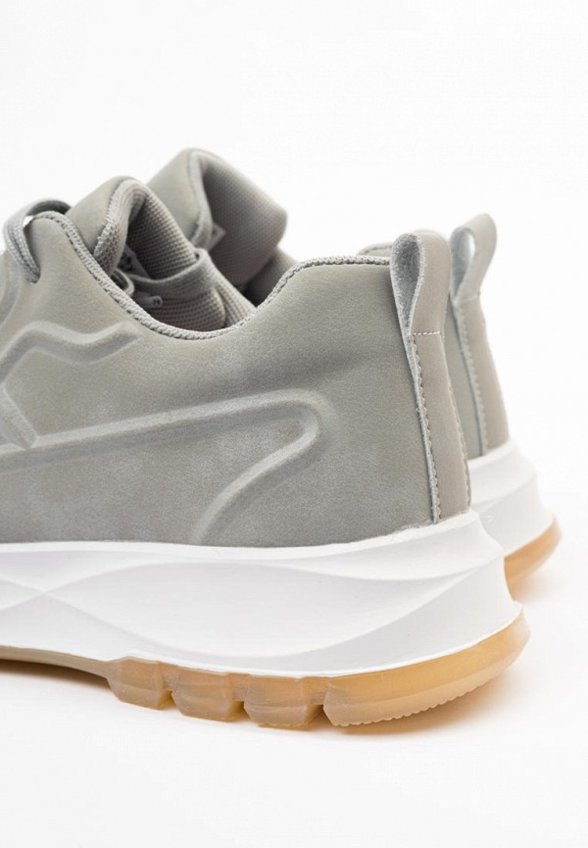 Кроссовки Niota Line