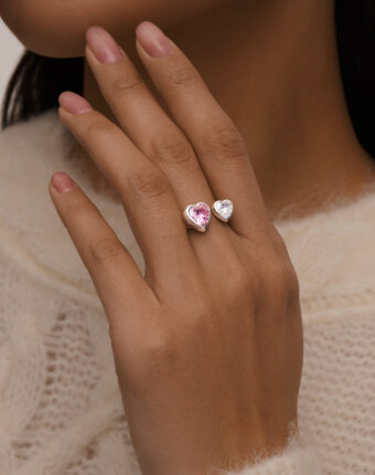 Серебряное разомкнутое кольцо ЛЮБОВЬ с двумя сердцами MIE женщинам