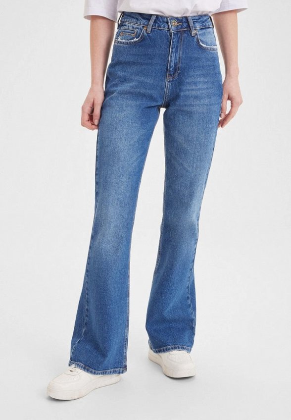 Джинсы N.O.M.I