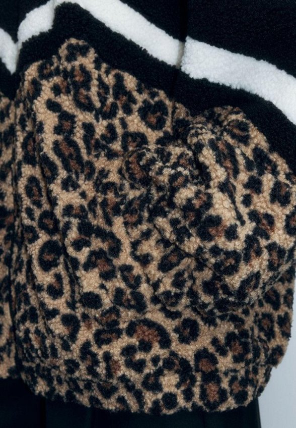 Куртка меховая Befree