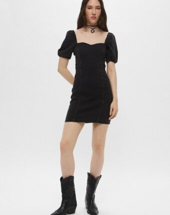Платье H&M женщинам