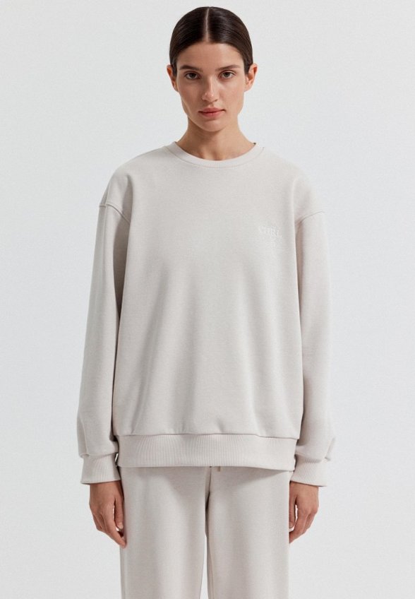 Свитшот Charuel