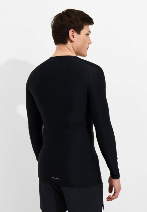 Лонгслив спортивный Demix