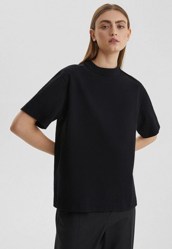 Футболка Aim Clo