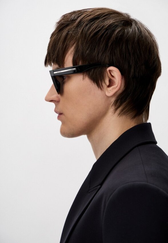 Очки солнцезащитные Prada