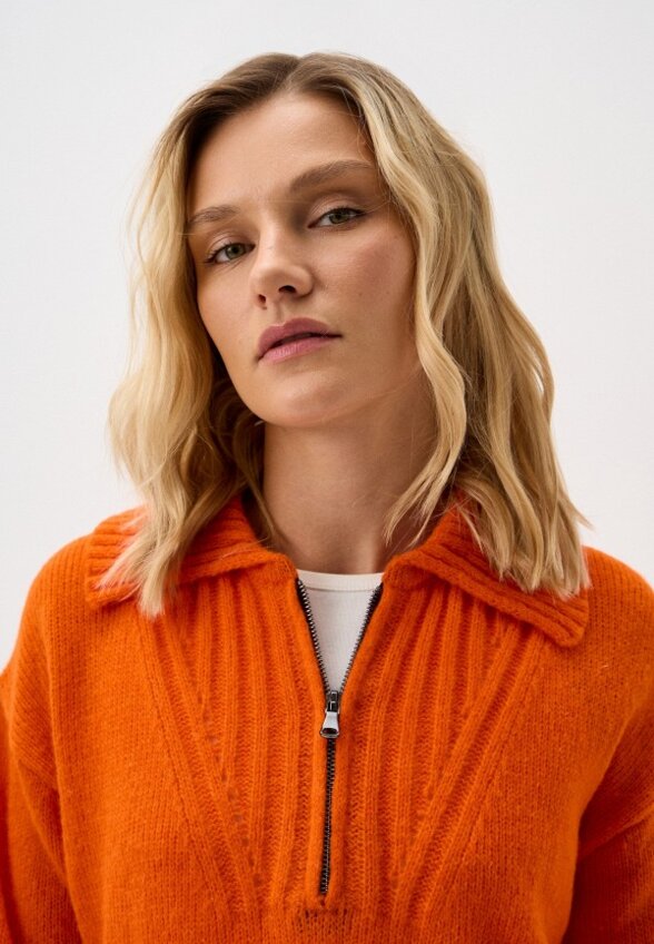 Джемпер Black Pine