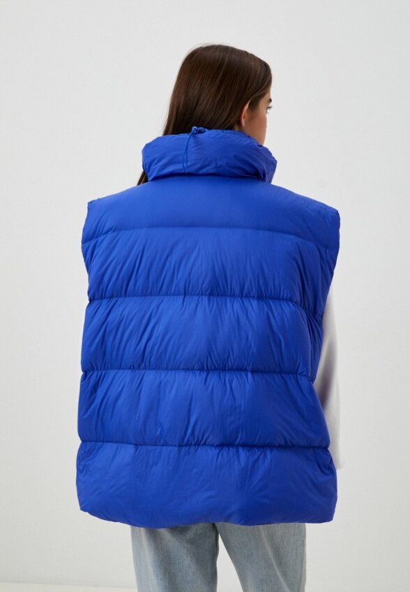 Жилет утепленный JNBY