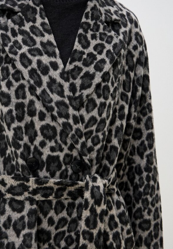 Пальто двубортное Lawinter