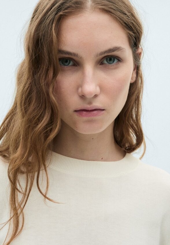 Джемпер Mango