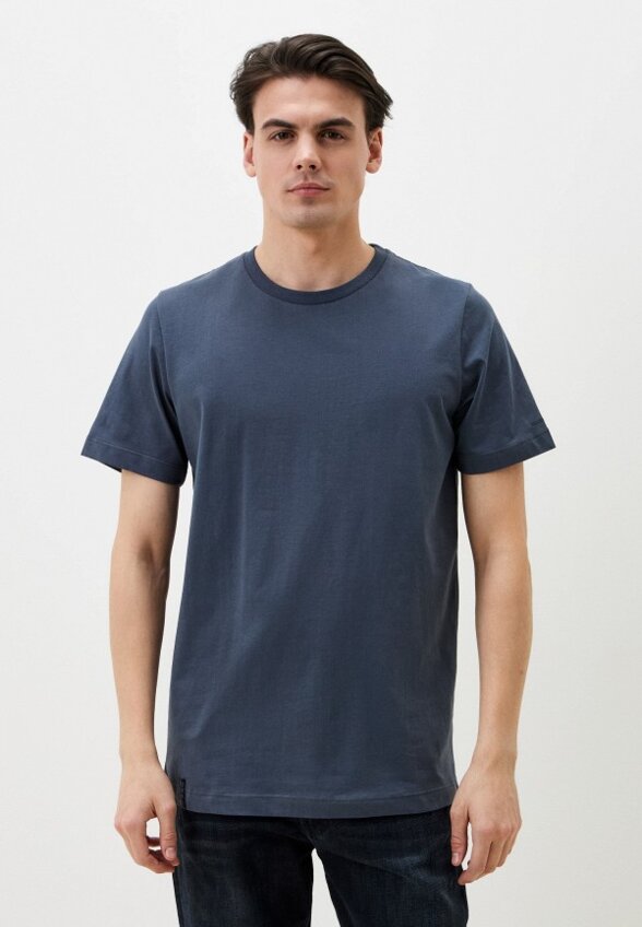 Футболка Hiddenbrand