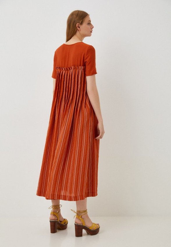 Платье MadaM T