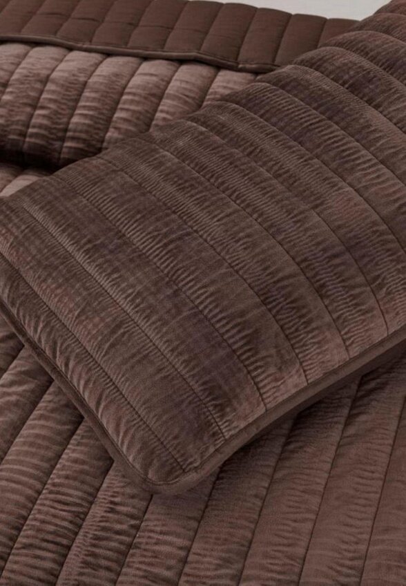 Комплект с покрывалом Sofi De Marko