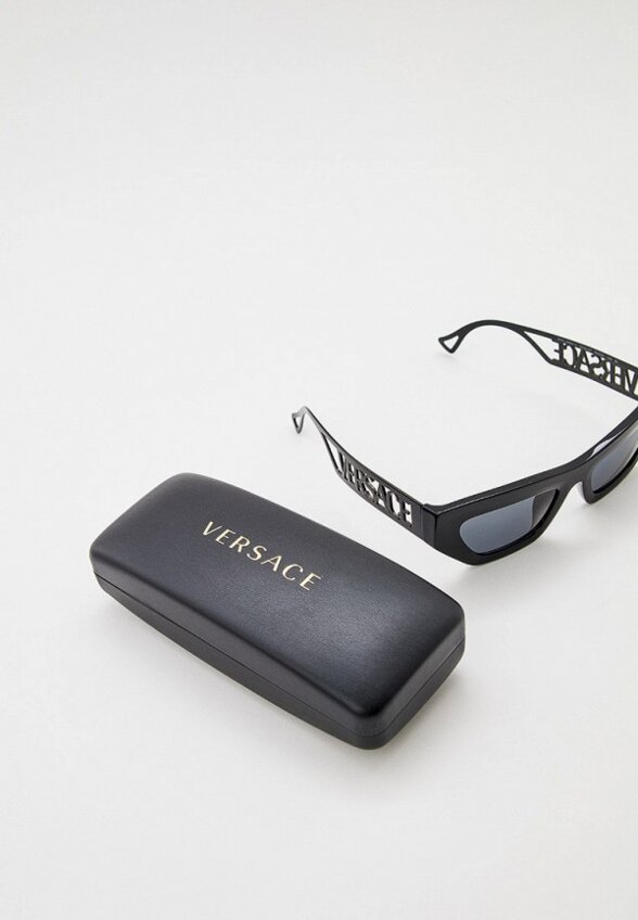 Очки солнцезащитные Versace
