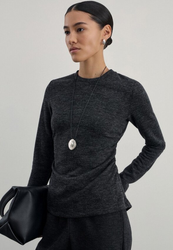 Джемпер Zarina