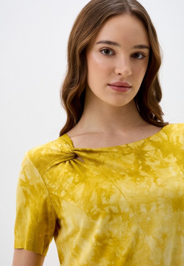 Футболка Helmidge