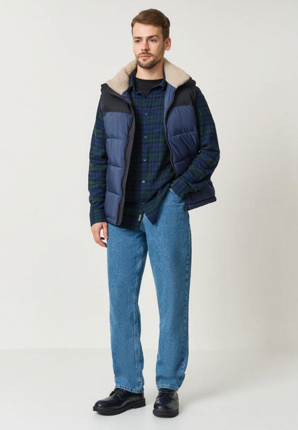 Жилет утепленный Baon