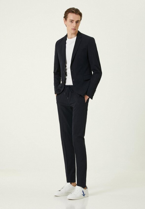 Костюм классический Club